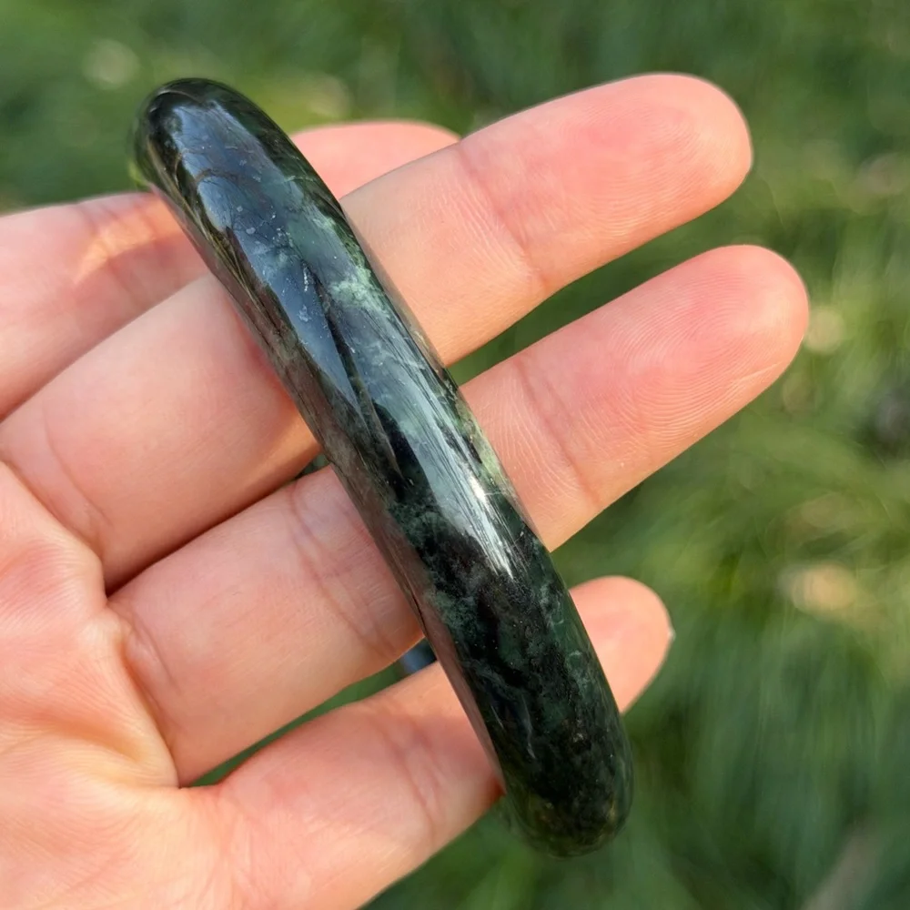 67mm inner‎ diameter dark green Xiuyu jade bangle 1214